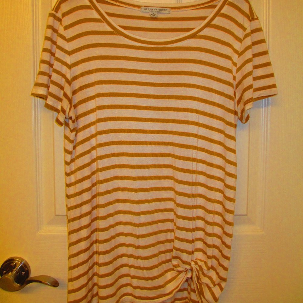 Striped scoop neck t-shirt